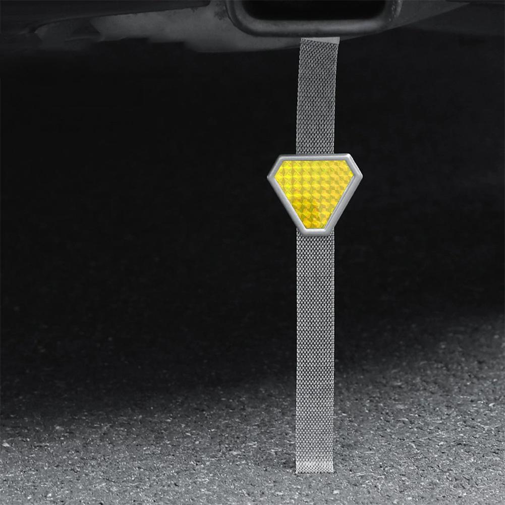 Cinghia antistatica per auto A - Car Accessories For Night Driving recensione e prezzo